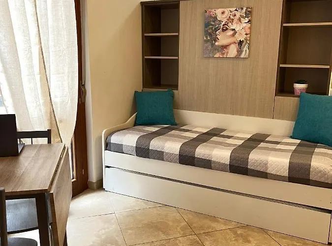 Bed & Breakfast Fox In 3*