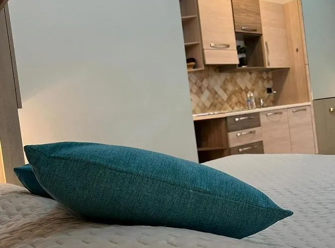 לינה וארוחת בוקר Fox In סיינה