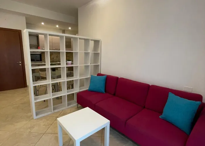 Fox In Bed & Breakfast