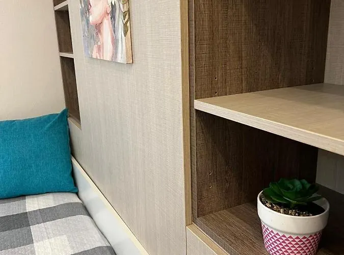 Oda ve Kahvaltı Fox In